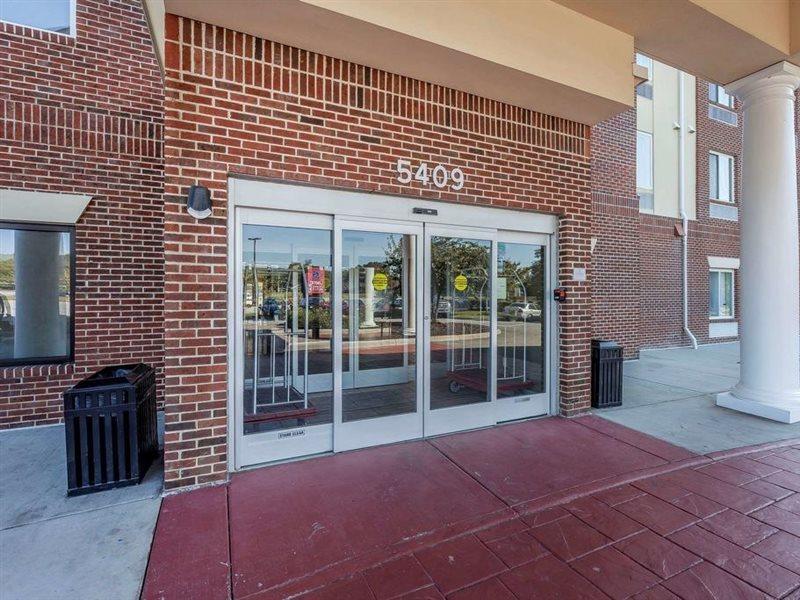 Comfort Suites Suffolk - Chesapeake Bagian luar foto