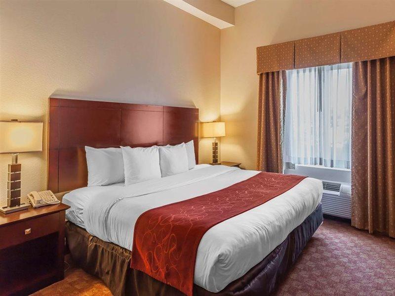 Comfort Suites Suffolk - Chesapeake Bagian luar foto