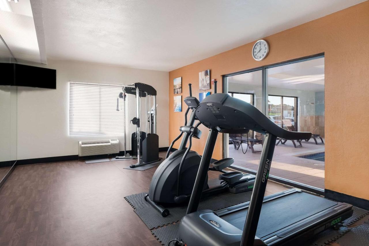 Comfort Suites Suffolk - Chesapeake Bagian luar foto