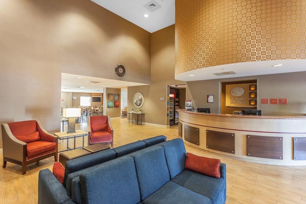 Comfort Suites Suffolk - Chesapeake Bagian luar foto