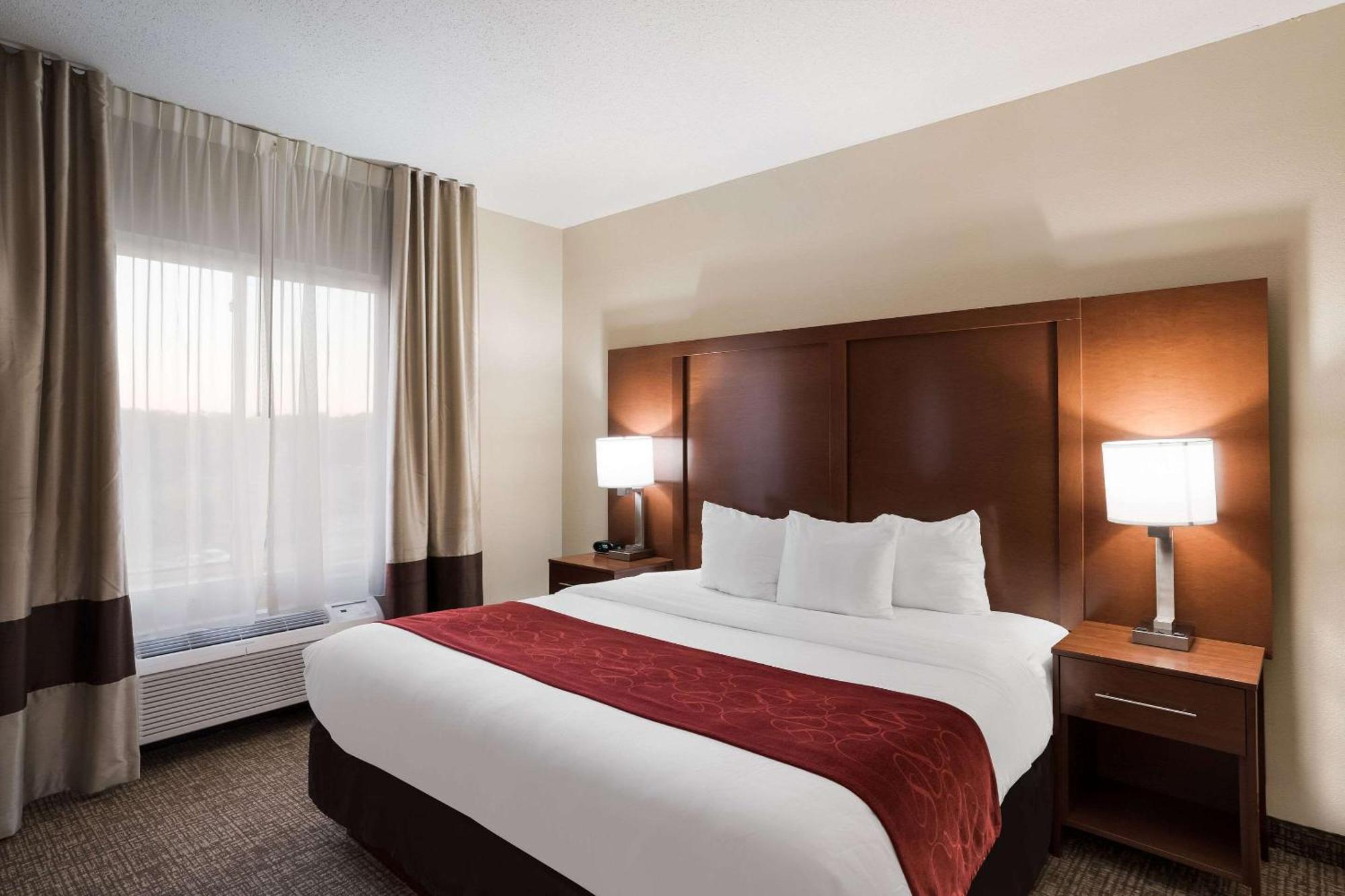 Comfort Suites Suffolk - Chesapeake Bagian luar foto