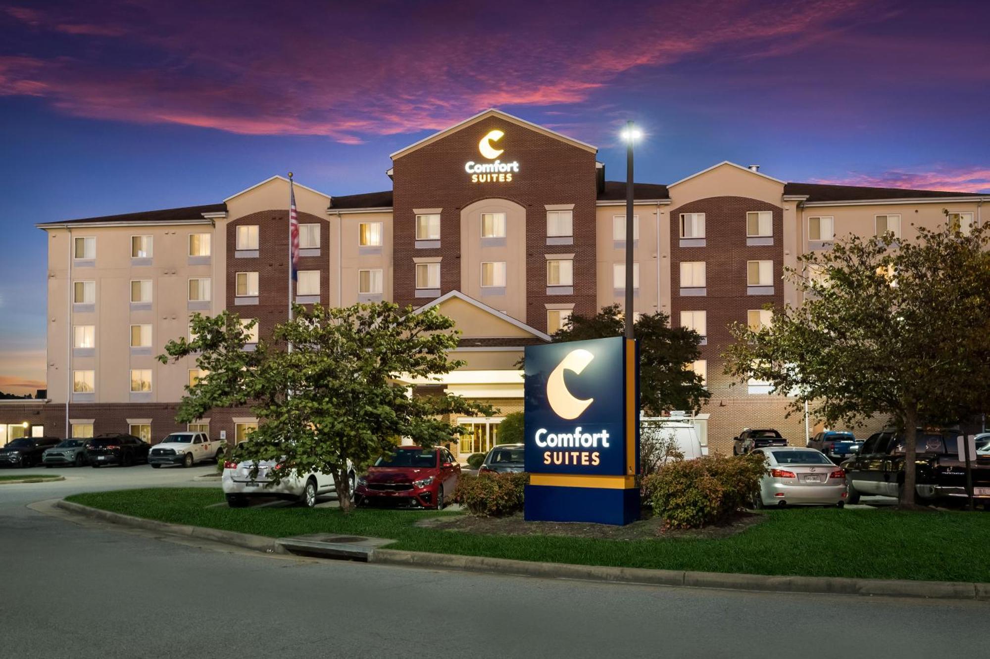 Comfort Suites Suffolk - Chesapeake Bagian luar foto